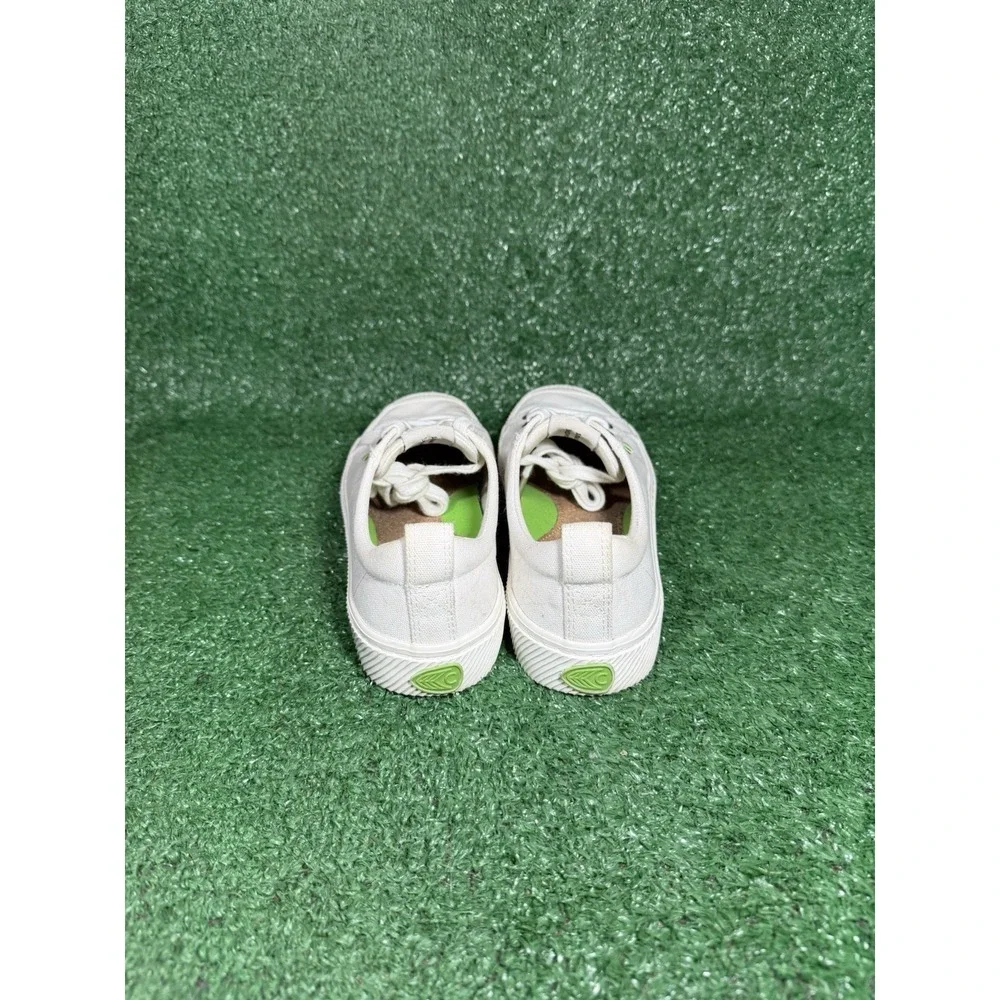 Cariuma oca low
